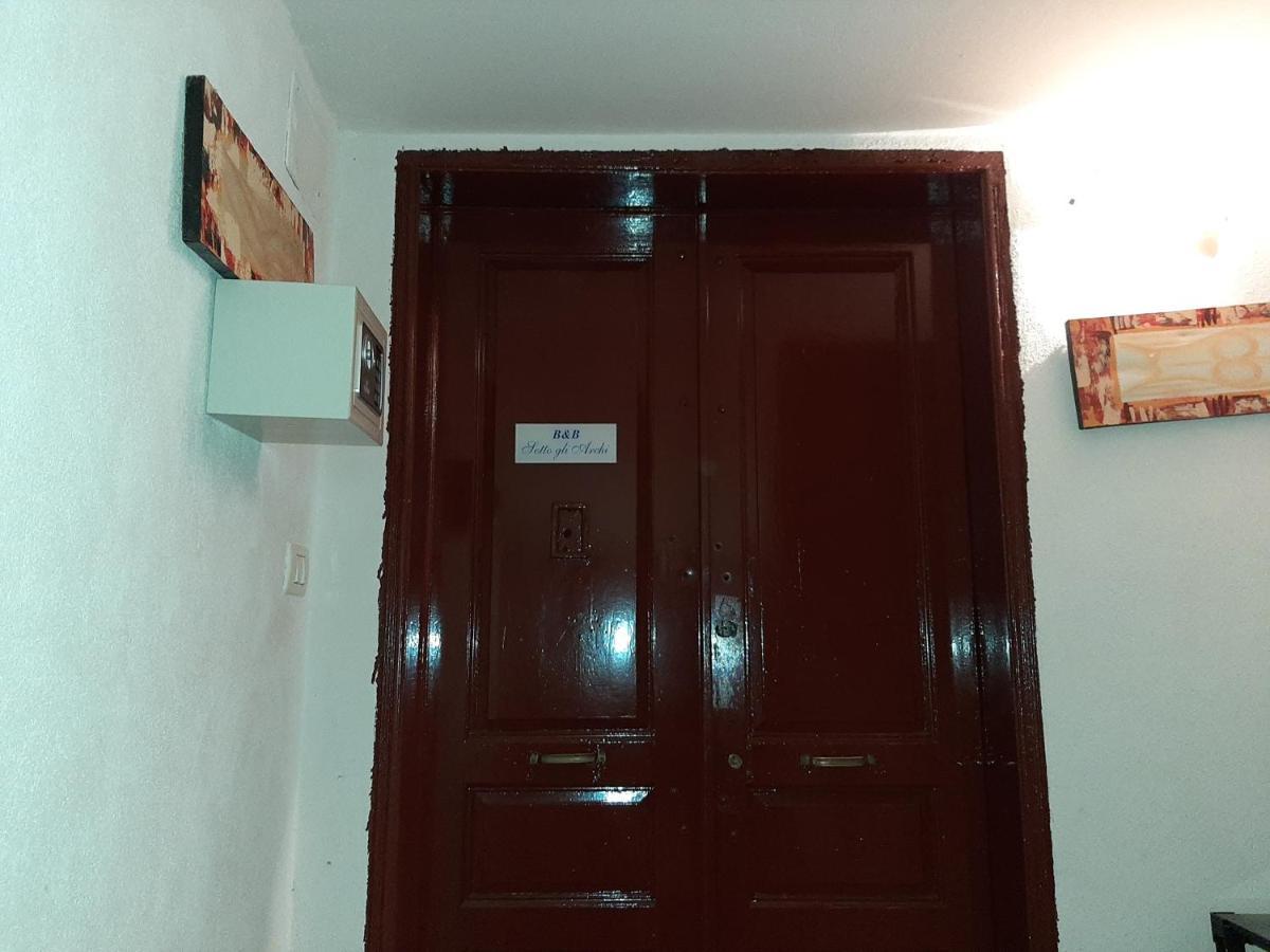 B&B Sotto Gli Archi Catania Bagian luar foto