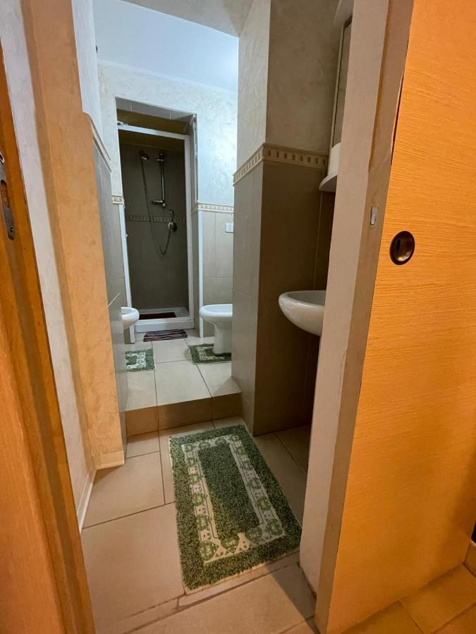 B&B Sotto Gli Archi Catania Bagian luar foto